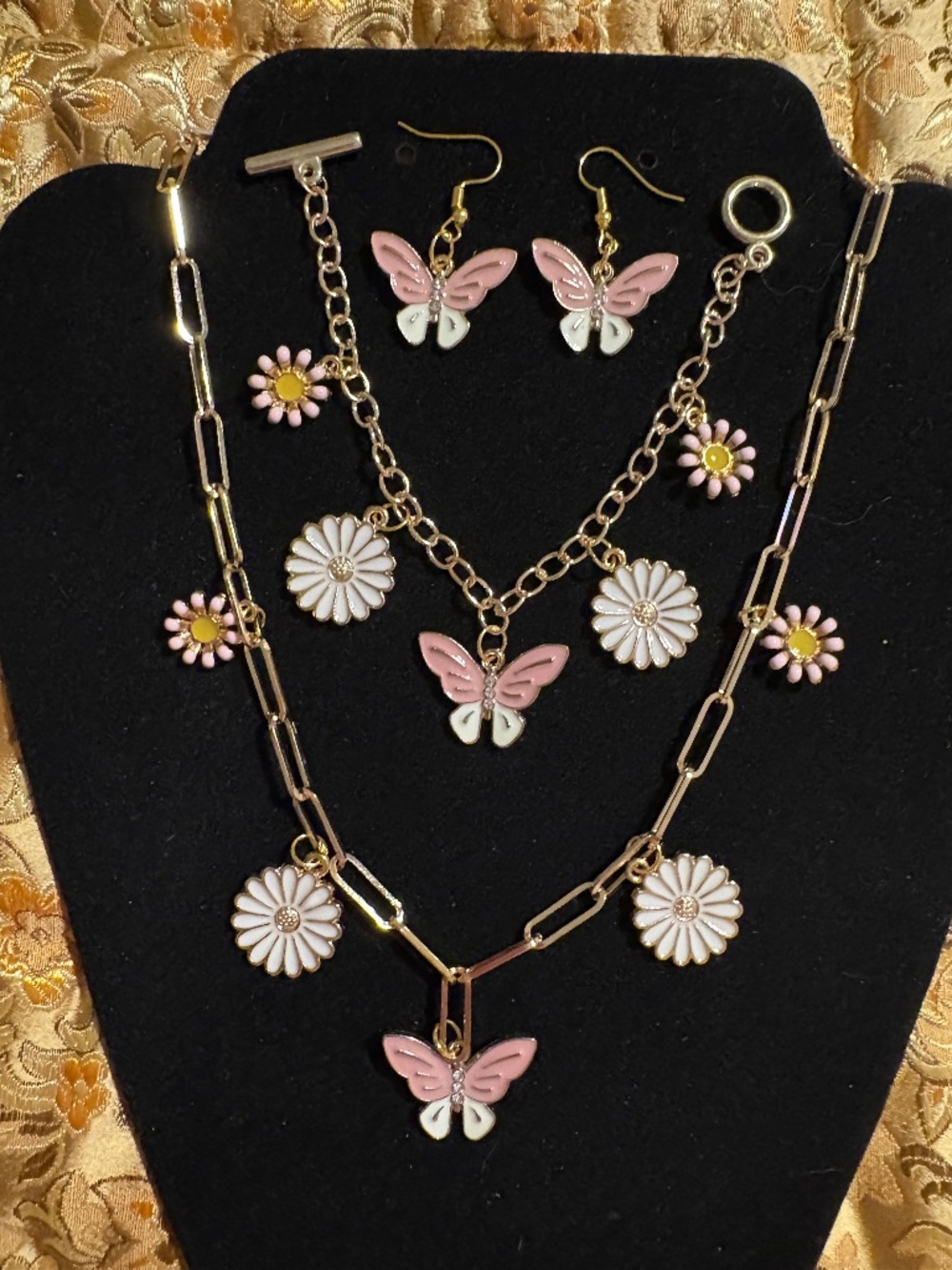 Parky’s Place Handmade Butterfly Daisy Necklace Bracelet Earring Set
